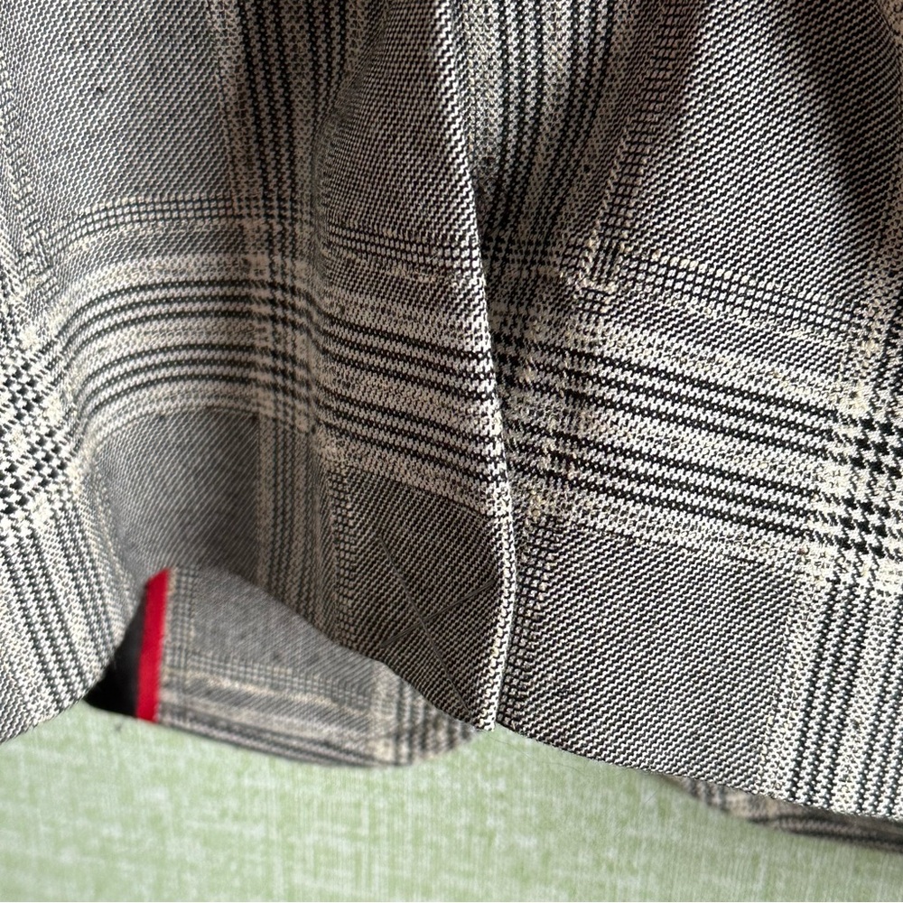 Tommy Hilfiger Black Ivory Large Plaid Classic 2 Botton Suit Blazer NWOT, Size 6 - Picture 6 of 9